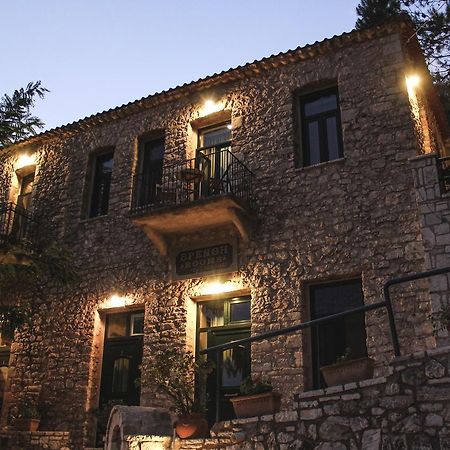 Guesthouse Vrenthi Karitaina Ngoại thất bức ảnh