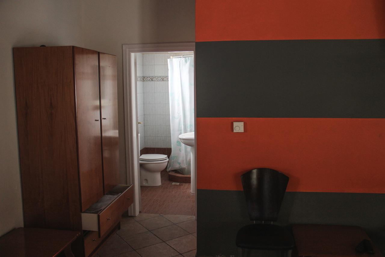 Guesthouse Vrenthi Karitaina Ngoại thất bức ảnh